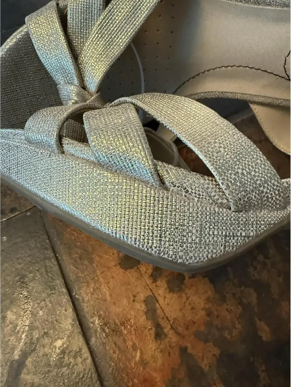 LifeStride  Gold LEATHER STRAPPY SANDAL Gold Sz 40